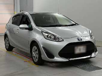 TOYOTA AQUA 2021 Image 5