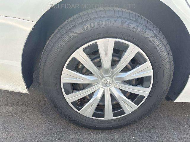 TOYOTA CAMRY 2021 Image 10