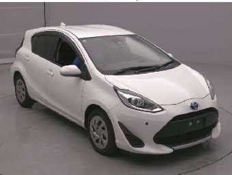 TOYOTA AQUA 2021 Image 3