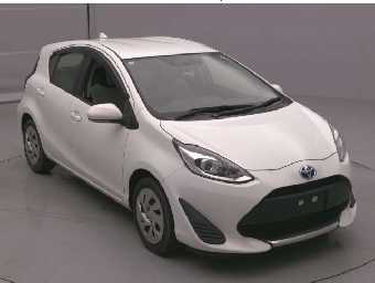 TOYOTA AQUA 2021 Image 3