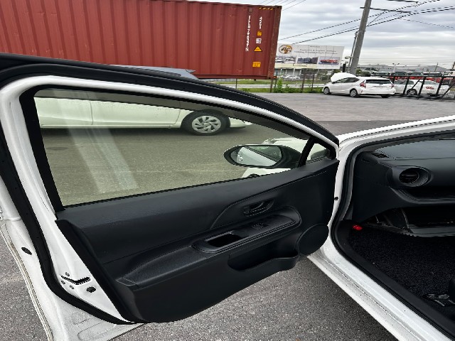 TOYOTA AQUA 2021 Image 25