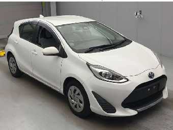 TOYOTA AQUA 2021 Image 3