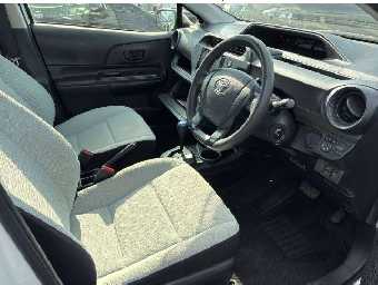 TOYOTA AQUA 2021 Image 7