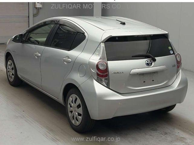 TOYOTA AQUA 2014 Image 4