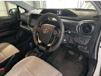 TOYOTA AQUA 2021 Image 5