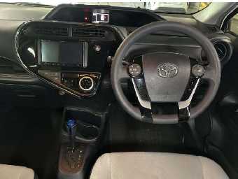 TOYOTA AQUA 2021 Image 6