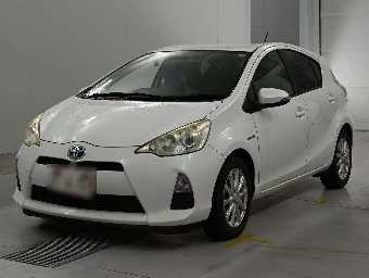 TOYOTA AQUA 2013 Image 1
