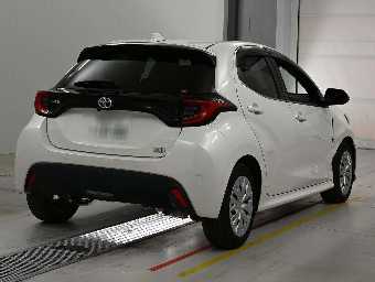 TOYOTA YARIS 2022 Image 2