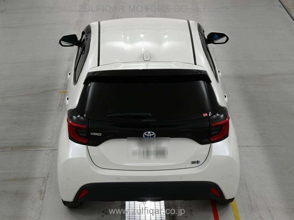 TOYOTA YARIS 2022 Image 8
