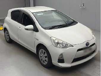 TOYOTA AQUA 2014 Image 3