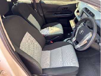 TOYOTA AQUA 2014 Image 7