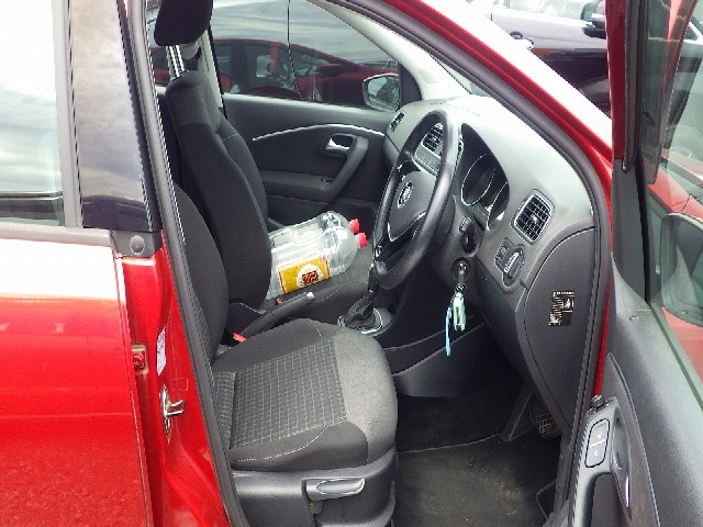 VOLKSWAGEN POLO 2016 Image 25
