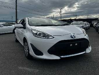 TOYOTA AQUA 2021 Image 1
