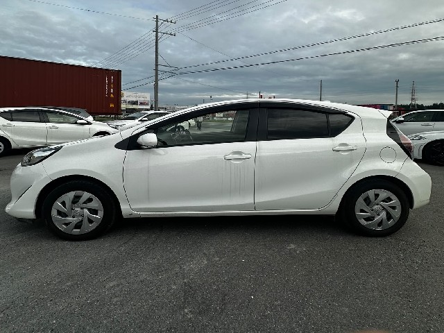 TOYOTA AQUA 2021 Image 24