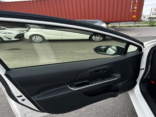 TOYOTA AQUA 2021 Image 25