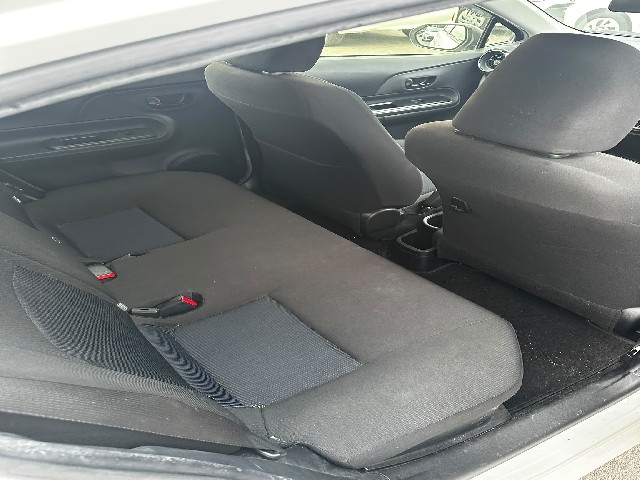 TOYOTA AQUA 2021 Image 28