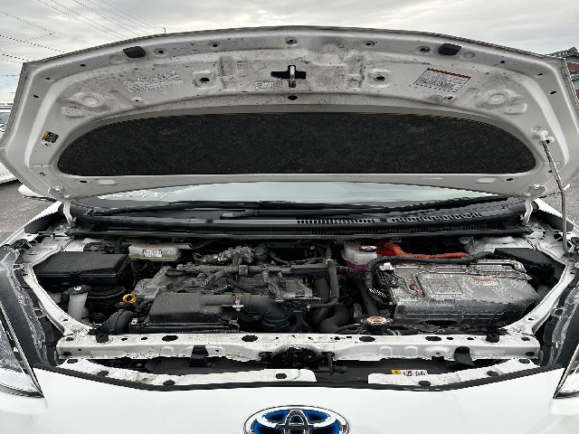 TOYOTA AQUA 2021 Image 32
