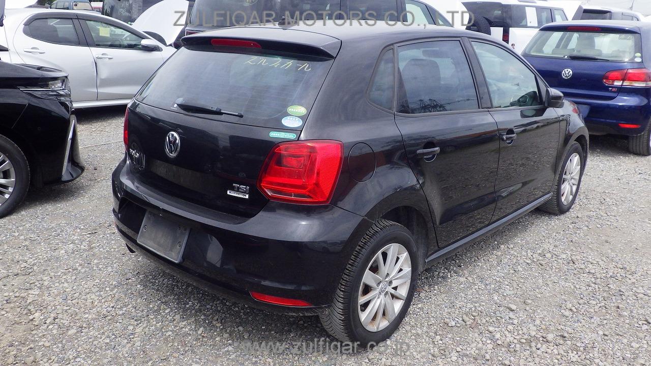 VOLKSWAGEN POLO 2016 Image 4