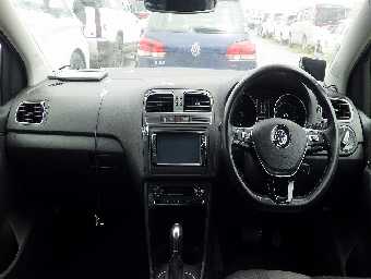 VOLKSWAGEN POLO 2016 Image 5