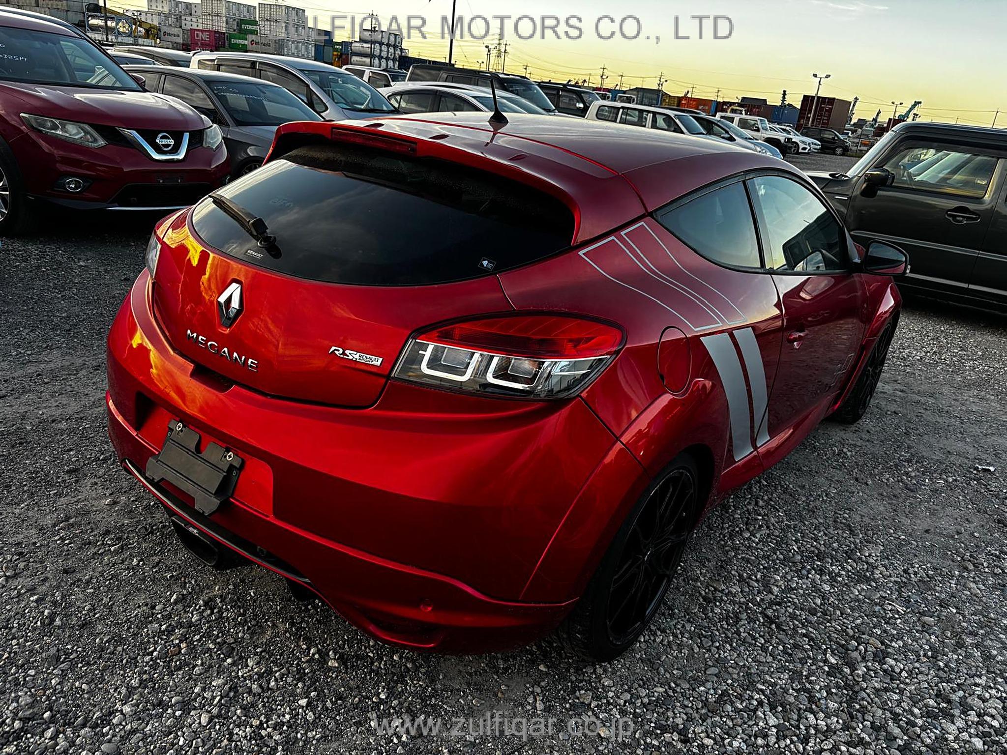 RENAULT MEGANE 2017 Image 3