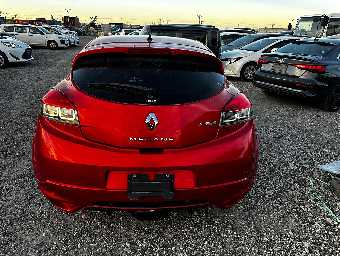 RENAULT MEGANE 2017 Image 6