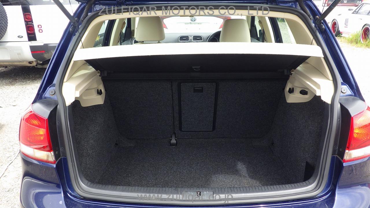 VOLKSWAGEN GOLF 2012 Image 11