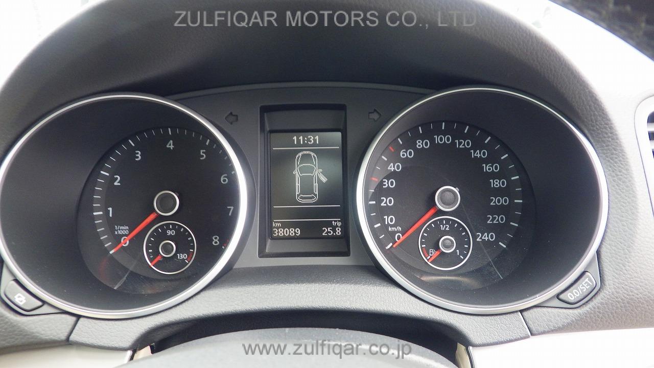 VOLKSWAGEN GOLF 2012 Image 6