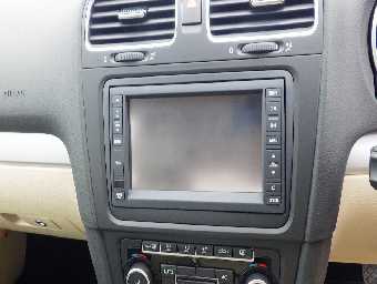 VOLKSWAGEN GOLF 2012 Image 7