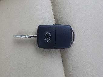 VOLKSWAGEN GOLF 2012 Image 8