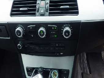 BMW 5 SERIES 2007 Image 10
