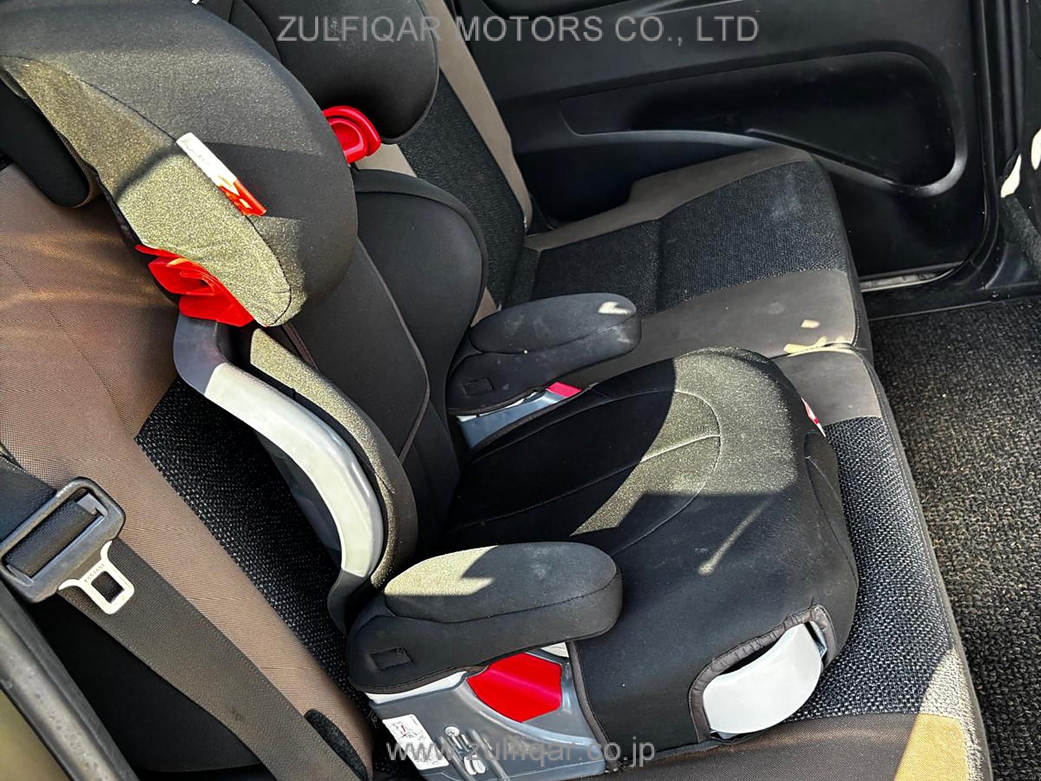 TOYOTA SIENTA 2020 Image 9