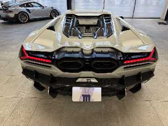 LAMBORGHINI REVUELTO 2026 Image 14