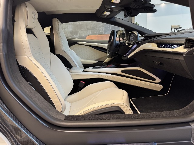 LAMBORGHINI REVUELTO 2026 Image 28