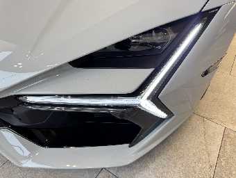 LAMBORGHINI REVUELTO 2026 Image 25