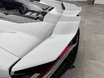 LAMBORGHINI REVUELTO 2026 Image 30