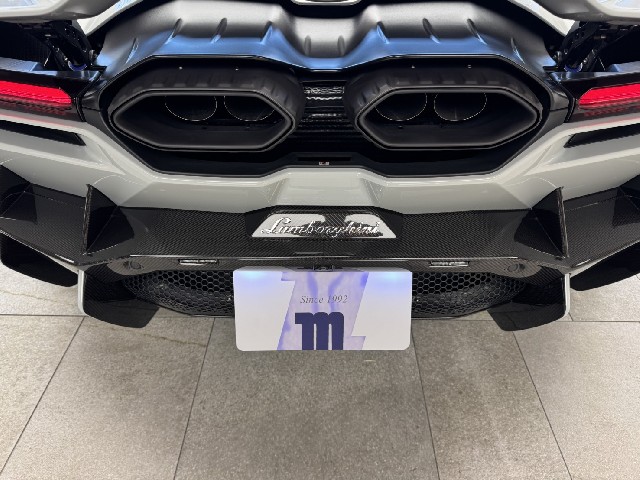 LAMBORGHINI REVUELTO 2026 Image 39