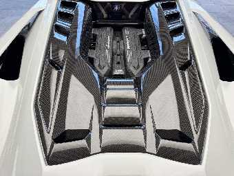 LAMBORGHINI REVUELTO 2026 Image 35