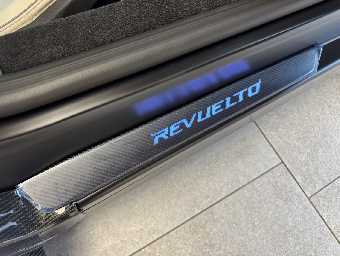 LAMBORGHINI REVUELTO 2026 Image 44