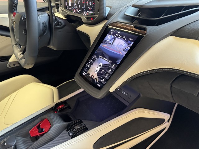 LAMBORGHINI REVUELTO 2026 Image 53