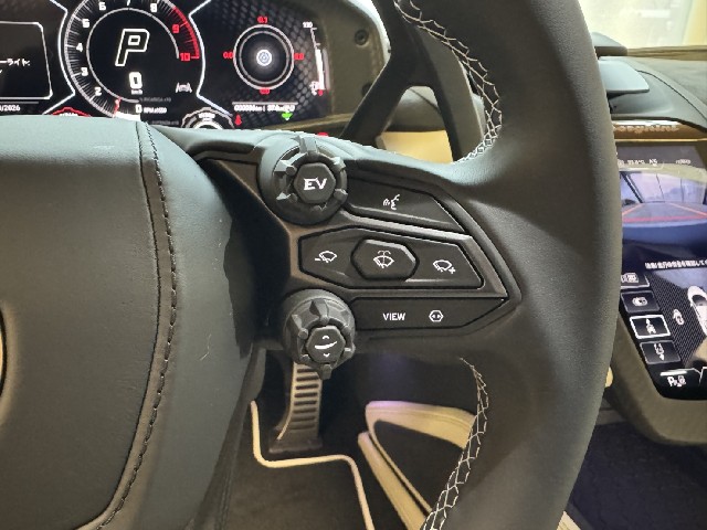 LAMBORGHINI REVUELTO 2026 Image 60