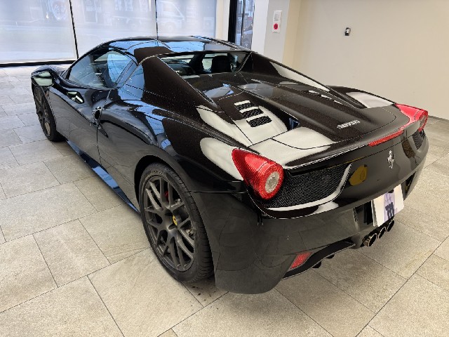 FERRARI 458 SPIDER 2013 Image 21