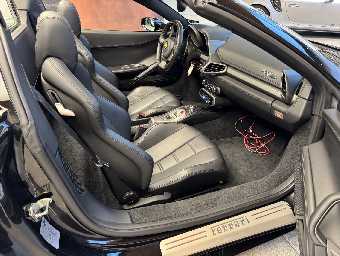 FERRARI 458 SPIDER 2013 Image 21
