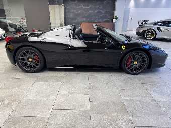 FERRARI 458 SPIDER 2013 Image 4