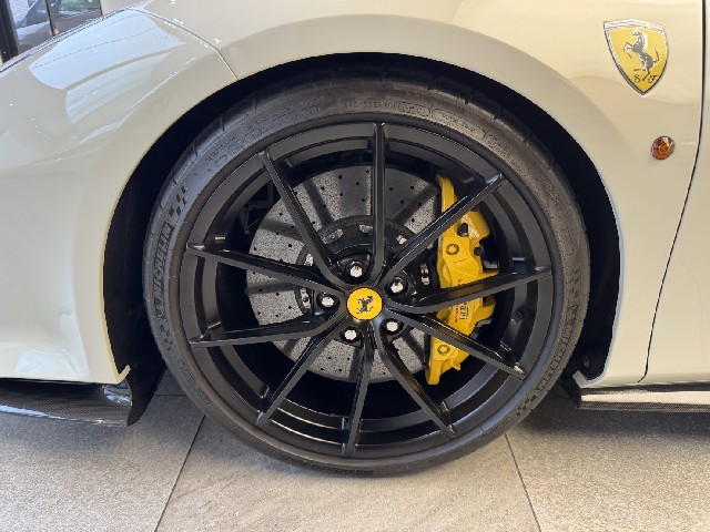 FERRARI 488 PISTA 2020 Image 39
