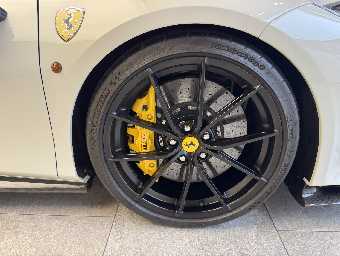 FERRARI 488 PISTA 2020 Image 35
