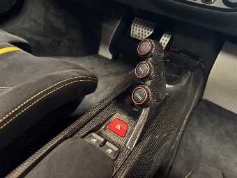 FERRARI 488 PISTA 2020 Image 39