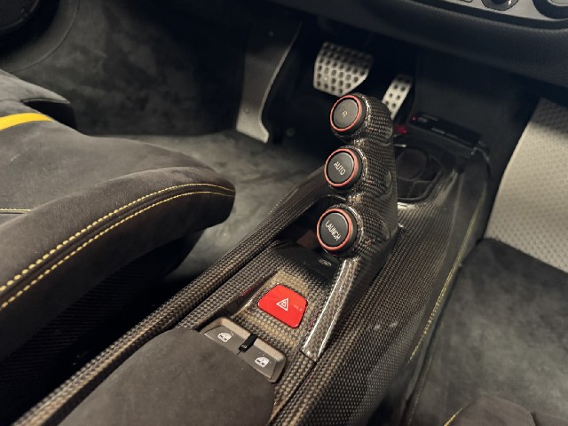FERRARI 488 PISTA 2020 Image 45