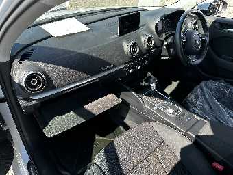 AUDI A3 2014 Image 8