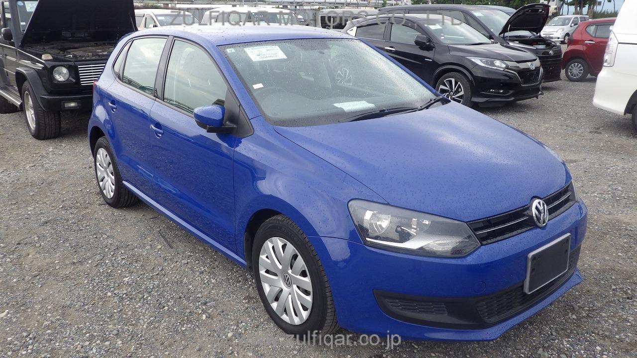 VOLKSWAGEN POLO 2013 Image 2