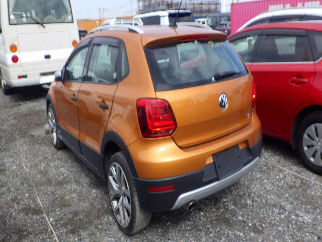 VOLKSWAGEN POLO 2017 Image 34